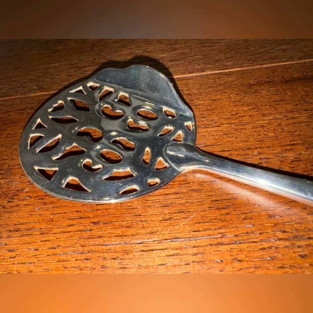 Elegance Silver Cranberry Silverplate Serving Utensil